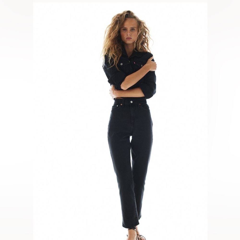H&M Ultra High Waist Ankle Length Vintage Mom Jeans in black